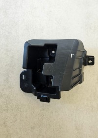 фото thumb №1, Направляющая zderz задняя левый renault clio v 850450952r