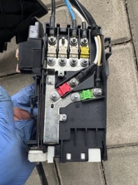 Купити Wiązkamoduł напруги акумулятор citroen peugeot 28236841 оригінальний номер 308 508, фото thumb