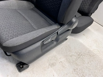 фото thumb №8, Yaris cross гибрид сиденья диван сиденье комплект материал доставка!!!