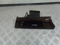 фото thumb №1, Bmw 3 e90 xdrive 2007 3.0d решётка обдув левая