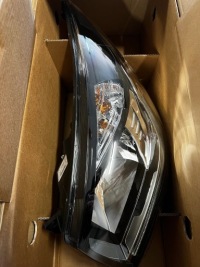 Купити Renault trafic рестайлінг  фара led 260607596r u.k briti, фото thumb