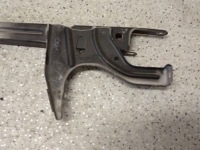 фото thumb №2, Toyota corolla 02-07 кронштейн замка капот