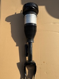 фото thumb №1, Амортизатор airmatic mercedes w167 gls a1673203604 правый 2022 rok
