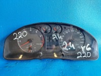 фото thumb №1, Лічильник приладова панель a4 b5 2.4v6 8d0919861c