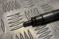 фото thumb №1, Инжектор mazda 6 хэтчбек gg 13h50 2.0l дизель 100kw 2003