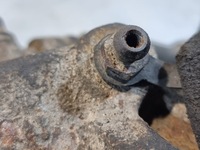 фото thumb №8, Суппорт тормозной + скоба правый перед hyundai sonata v 2.0 crdi 103kw