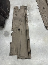 фото thumb №8, Плита защита подвеска правая a6 a7 c8 оригинал 4k0825208