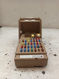 фото thumb №6, Коробка запобіжників subaru оригінальний номер 82201fg010