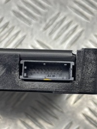 фото thumb №7, Porsche oem номер 4n0035282b taycan модуль блок управления  вызова помощи sos