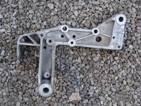 фото thumb №1, Кронштейн рычаг левый vw jetta golf v vi octavia 1k0199295e