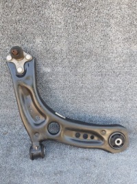 фото thumb №1, Рычаг правый do audi a3
