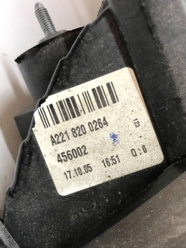 фото thumb №14, Mercedes s класс w221 лампа зад правая задняя a2218200264