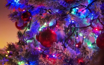 ЕЛОЧНЫЕ ОГНИ 1000 + ВСПЫШКА РАЗНОЦВЕТНАЯ СО ВСПЫШКОЙ