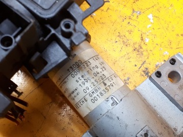 фото thumb №9, Замок зажигания+ колонка поворот. astra ii 009223149