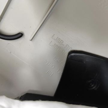 фото thumb №6, Ford mustang mach-e 2023 права сторона захист стійка скла передній / a