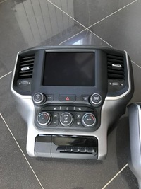 фото thumb №2, Dodge ram dt 2019-2022 радио панель переключатель