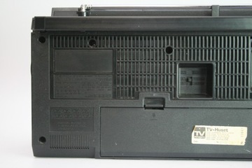 Магнитола HITACHI TRK-720