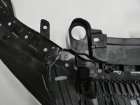 фото thumb №10, Накладка верхня бампера, решітка mazda cx-30