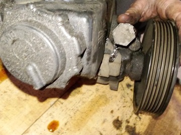 фото thumb №8, Opel оригинальный номер 90495957 насос усилителя