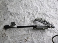 фото thumb №1, Петля капот лівий land rover discovery sport l550