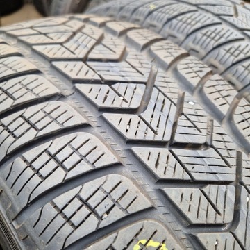 PIRELLI SCORPION ЗИМА 215/65R16 98H 6 мм 4X