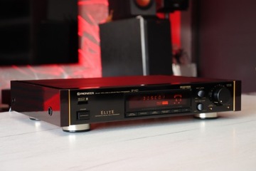 Звуковой процессор Pioneer SP-91D, эталонный предусилитель, пульт дистанционного управления M90/C90