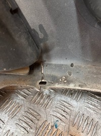 фото thumb №11, Бампер перед передний dacia sandero i 08-12