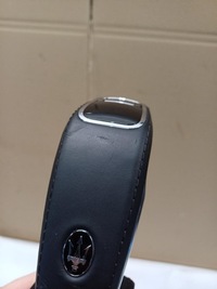 фото thumb №5, Ручка переключения передач maserati levante кожаный 06701634560