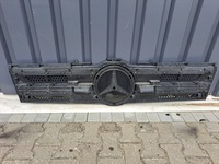 фото thumb №1, Решітка радіатора решітка mercedes actros mp4 капот оригінал