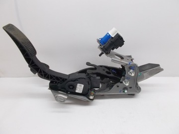 фото thumb №3, Ford ecosport педаль газу гальма