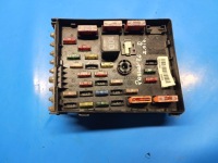 фото thumb №1, Коробка запобіжників vw passat b6 05-10r. b7 cc