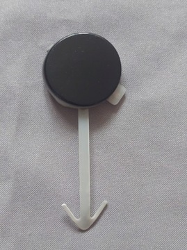 фото thumb №1, Citroen c3 2004 2008 заглушка фаркоп буксировочный перед 9680073377 чёрная