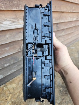 фото thumb №5, Audi a4 b8 решітка повітропровід середня 8t1820951c