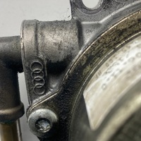 фото thumb №7, Насос вакуум audi a4 s4 a5 s5 q5 q7 vw touareg v6 2.7 3.0 tdi