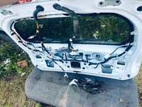 фото thumb №3, Крышка багажника багажника lexus ct200h