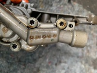 фото thumb №5, Насос масла mercedes 63 amg m157 2781810347