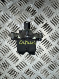 фото thumb №1, Замок крышки задний skoda octavia ii 1z5827501d