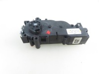 фото thumb №4, Замок доводчик кришки mercedes w204 2047500060