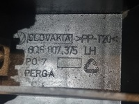 фото thumb №8, Ползун бампера левый зад оригинальный номер 6q6807375 vw polo iv 4