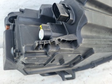 фото thumb №9, Лампа лівий перед skoda kamiq 658941015