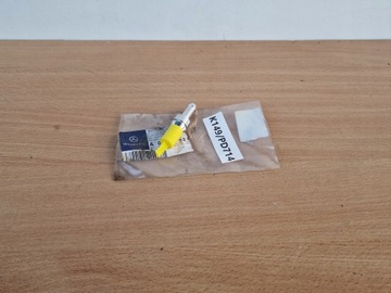 фото thumb №1, Mercedes датчик соединитель adblue новая a0049976289