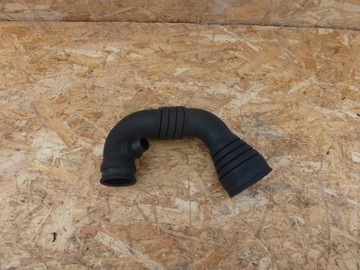 фото thumb №1, Шланг труба повітропровід vw passat audi tdi 8d0129615a
