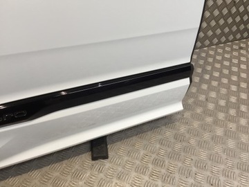 фото thumb №9, Audi q7 4m двері праві зад задні ls9r