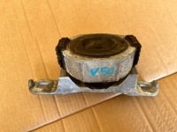 фото thumb №1, Кронштейн подушка двигуна volvo s40 ii v50 2004-2007 2.4