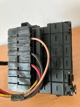 фото thumb №3, Коробка запобіжників delphi 9650664180