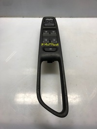 фото thumb №1, Панель перемикач вікон renault 255702886r