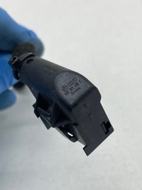 фото thumb №12, Audi volkswagen штекер роз'єм з'єднувач 8e0972420c