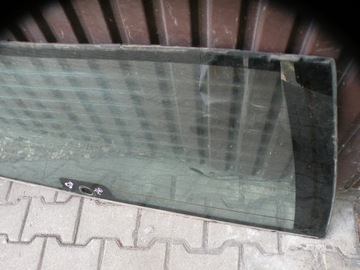Стекло крышки багажника Volvo 740 940 960 универсал