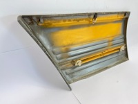 Молдинг боковая крыла правый перед правая mercedes w126 1266902240 1979-1985 Оригинал, фото thumb