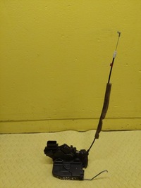 фото thumb №1, Mazda 5 lift замок дверь левый перед